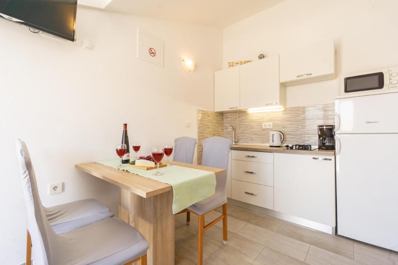 Apartamento Magdalena With Mountain And Seaview Metajna Exterior foto