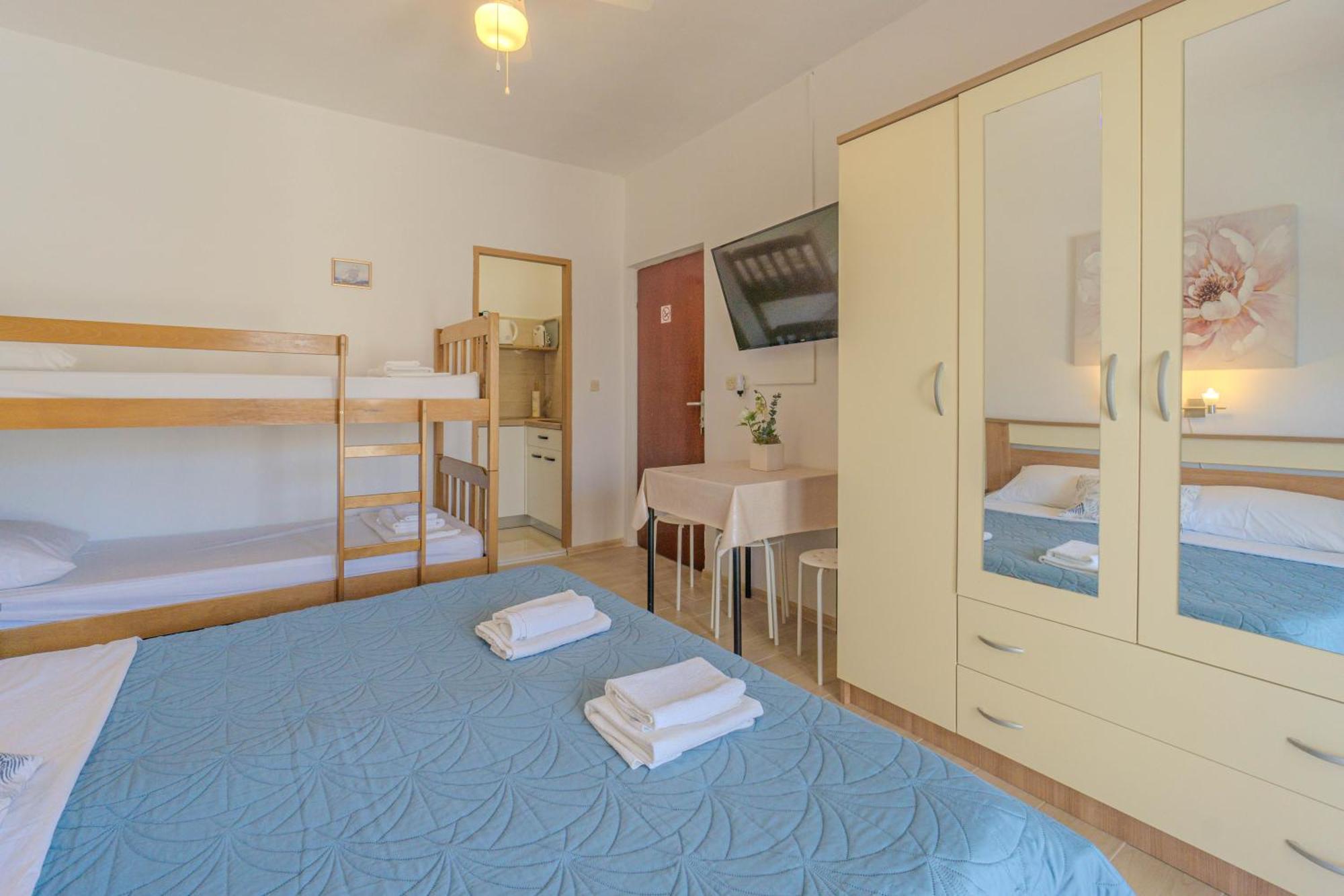 Apartamento Magdalena With Mountain And Seaview Metajna Exterior foto