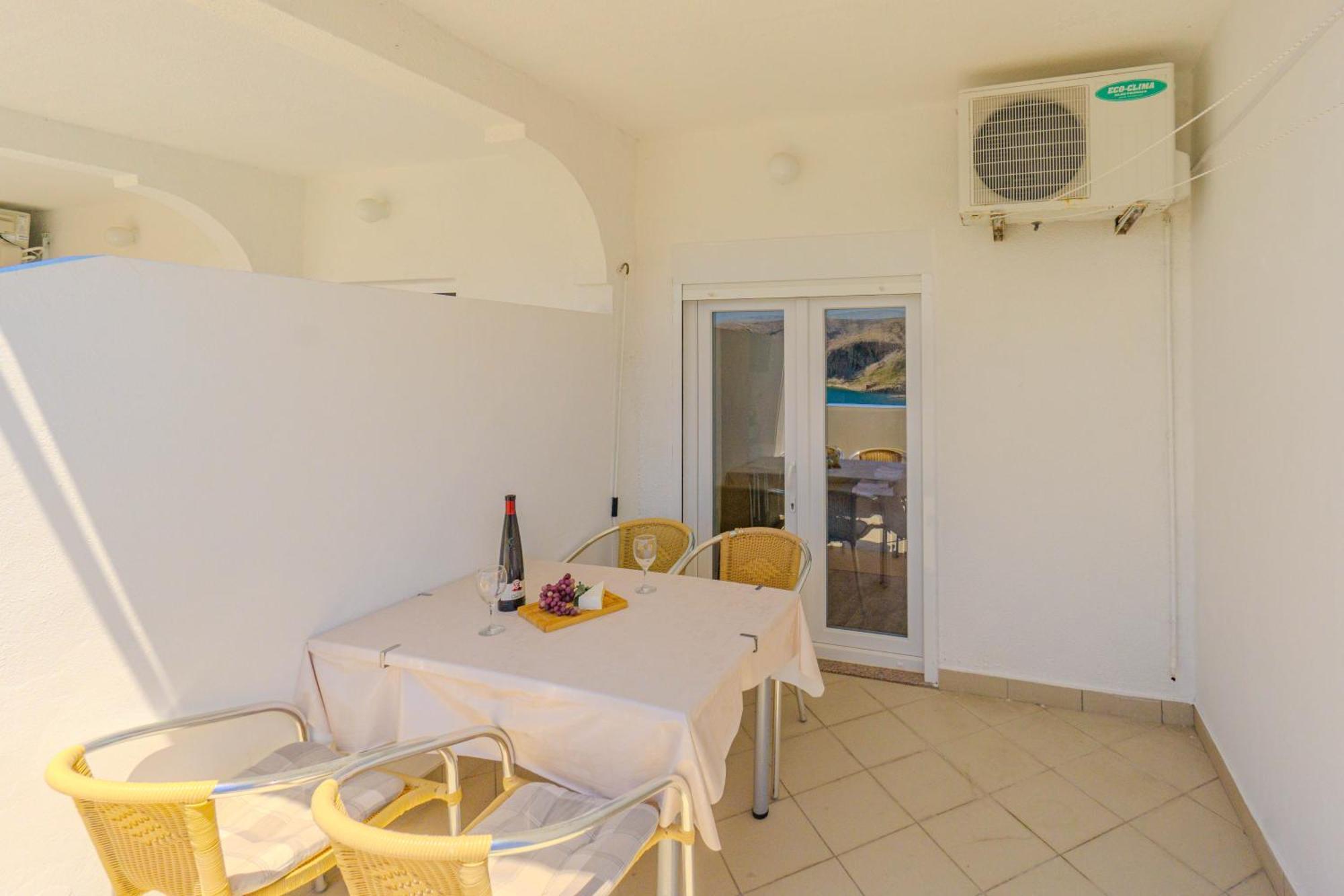 Apartamento Magdalena With Mountain And Seaview Metajna Exterior foto